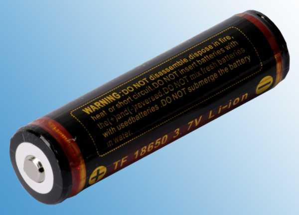 Dampf Shop - Trustfire 18650 3000mah protected rot-schwarz Batterie (Akku)